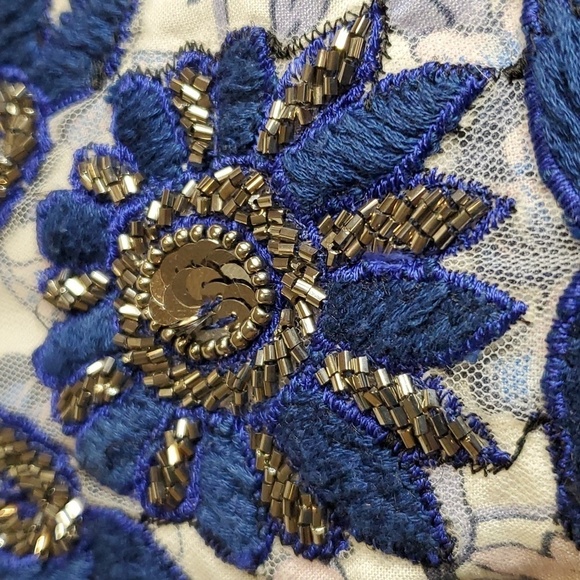 Soft Surroundings Gem Embroidered BOHO popover Tunic Medium - Picture 4 of 9